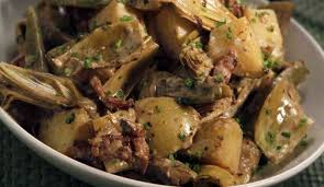 Mischiate ai carciofi, stendete uno strato sulle patate, poi una spolverata di pangrattato e il formaggio infine un giro di olio. Carciofi E Patate Toscani Piatto Tradizionale E Ricco Di Gusto