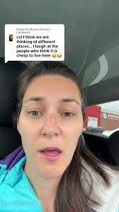 Jessica Bertolo's Instagram, Twitter & Facebook