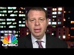 Amazon Shifting Shopping Trend As Retailers 'Panic': UBS' Michael Lasser