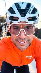 Kelsie Dunn-Smith (@kelsiecycles)