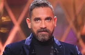 فيلم هروب اضطراري محمد السقا hd في عيد الفطر 2017 جديد فلم احمد السقا الجديد حيث بعد الانتهاء من السباق الرمضاني بين الكثير من ويشارك في هذا العمل عدد كبير من النجوم وهم أحمد السقا (أدهم محمد عوض همام)، غادة عادل (ندى رمزي فؤاد الرملي) ،أمير كرارة (مصطفى مختار. ÙÙŠ Ø£ÙˆÙ„ ØªØ¹Ù„ÙŠÙ‚ Ù„Ù‡ Ø¹Ù„Ù‰ Ù…Ù‡Ø§ Ø£Ø­Ù…Ø¯ Ø£Ù…ÙŠØ± ÙƒØ±Ø§Ø±Ø© Ø§Ù„ÙˆØ³Ø· Ø§Ù„ÙÙ†ÙŠ ÙƒÙ„Ù‡ Ø¹Ø§Ø±Ù Ù…ÙŠÙ† Ø§Ù„Ø³Ù‚Ø§ ÙˆÙƒØ±Ø§Ø±Ø© Ø¨ÙˆØ§Ø¨Ø© Ø§Ù„Ø´Ø±ÙˆÙ‚ Ù†Ø³Ø®Ø© Ø§Ù„Ù…ÙˆØ¨Ø§ÙŠÙ„