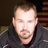 Geoffrey Bloomer's Instagram, Twitter & Facebook