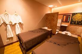 Sometimes folks will do this because they're trying to earn room for extra folks to stay with them. Oil Massage Room With Shower Picture Of Iris Massage Chiang Mai Tripadvisor