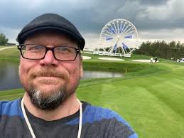 Does anyone have some lederhosen I can borrow?