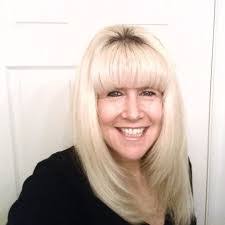 Lori Rhoads's Instagram, Twitter & Facebook