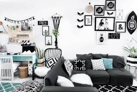 Room tour kali ini kita akan membagikan inspirasi ruangan kamar tidur tema exo bts dan lainya. Ide 30 Dekorasi Kamar Exo L