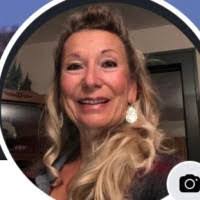 Kathy Trout's Instagram, Twitter & Facebook