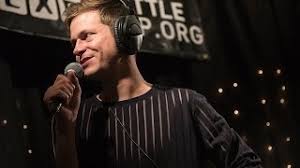 Don't you know you're queen? Perfume Genius Queen Live On Kexp Youtube