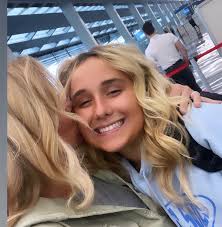 First hug in 9 weeks did not disappoint 🙌 And when I think about what we  did to make the last 4 days feel so special and be some of our favorite