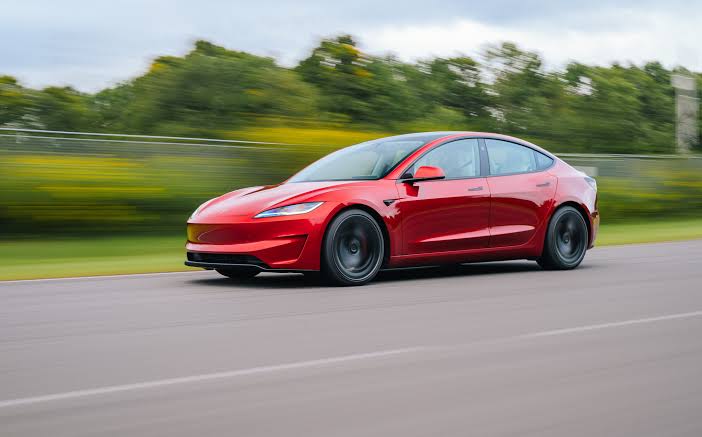 Tesla Promises New Affordable Model, Autonomous Taxis This Year
