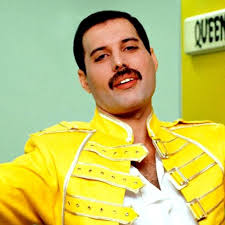 El boricua Adriel Ortiz llevará nuevamente el “glamour” a la competencia  internacional de Miss Universe