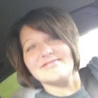 Heidi Hogue's Instagram, Twitter & Facebook