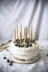 Layer Cake A La Banane Coco Myrtilles Pour Les 25 Ans De Cuisinella Cake A La Banane Gateau Coco Idee Gateau
