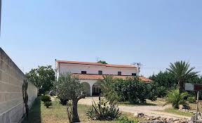 A copertino, in prossimità dell'area mercatale, si vende villa di recente ristrut. Case A Copertino In Vendita E Affitto Risorseimmobiliari It