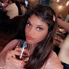 She sparked some suspicions 👀