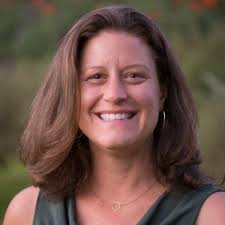 Amy Drennan's Instagram, Twitter & Facebook