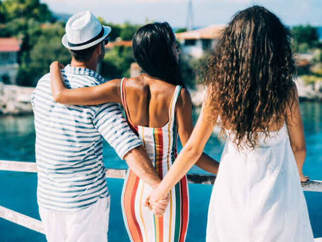 Thinking of double dating? Here's why you should not