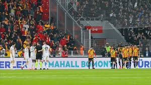 Göztepe canlı maçı skor (ve video çevrimiçi canlı izle yayın), takım kadrosu, sezon fikstürü ve sonuçları. Besiktas Tff Nin Goztepe Maci Kararini Bekliyor