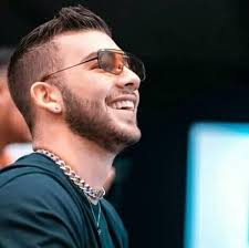 2020 sebastián yatra & rauw alejandro & manuel turizo feat. Manuel Turizo Fans Beitrage Facebook