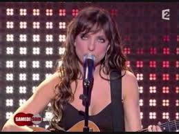 Lynda Lemay Les Souliers Verts Ca Pousse Comme Des Champignons Une Chanson Merveilleuse Video Musique Chanson Chansons Francaises