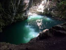 Cele mai bune oferte de vacanta munte romania Pestera Lacul Verde Sau Pestera Cu Lac