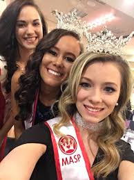 This weekend I made my first appearance as Miss Maine Sweetheart 2017! I  got to model in the Women United Around the World Fashion Show and Gala,  and represent the country of