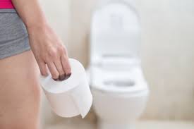Wenn sie nach dem abwischen blut im stuhl oder blutflecken auf dem toilettenpapier bemerken, bedeutet dies normalerweise, dass ihr verdauungstrakt blutet. Harter Stuhlgang Mit Blut Ursachen Behandlung Vorbeugung Gesundpedia De