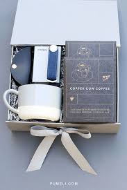 Little Guide To Corporate Gifting Corporate Gifts Corporate Gift Baskets Employee Gifts
