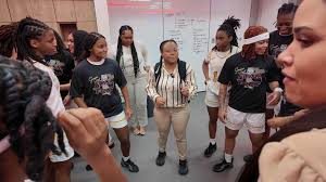 🎥: "Now we're the Summer Creek team that made history!!" , Summer Creek  girls basketball makes history and advances to the UIL Class 6A DI State  Championship game for the first time in program history ...