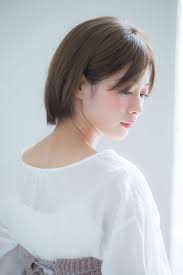 縦長シルエットで叶える ほっそり小顔見え ショートヘア lee ヘアスタイリング ヘアカット ロング ショートヘア