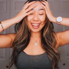 Danielle Wiebe (@danilivinglife)