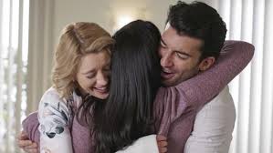 Jane struggles with giving rafael his space after she discovers that he is hiding a secret. Jane The Virgin Saison 5 Episode 14 Spoiler Victime D Un Accident De Voiture Notre Verdict Melty