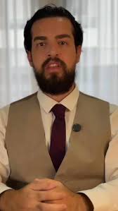 I learned this lesson the hard way… ❌ I invested assuming appreciation  would save me. It didn't. Cash flow protects your peace. Control protects  your downside. If the numbers only work when