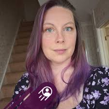 Someone please explain how you do the coffee art! I'm useless! 😂