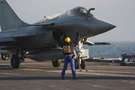 Le système de combat aérien du futur (scaf) (en anglais future combat air system, fcas) est un projet international d'un ensemble de systèmes d'arme aérien connectés entre eux. Un Porte Avions Francais Pour Le Scaf Aerobuzz
