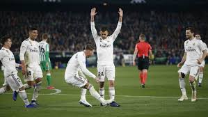 На поле стадиона альфредо ди стефано в. Betis Vs Real Madrid Resumen Resultado Y Goles Liga Santander 2018 19 Marca Com