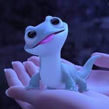 Quelque chose, maintenant disponible partout ! Bruni The Salamander Cute Cartoon Wallpapers Disney Wallpaper Disney Drawings