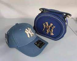 Ny Yankees Purse And Hat Set Etsy In 2021 Purses Sporty Chic Set Shopping