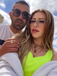 Roxanne Pace Pizzuto (@roo_810)