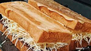 Nah, di bandung terdapat beberapa kedai roti bakar yang banyak diburu oleh warga loh! Kangen Jajanan Bandung Resep Roti Bakar Khas Bandung Wajib Dicoba Untuk Buka Puasa