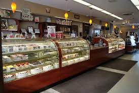 Lutz Continental Cafe Pastry Chicago Restaurants Bakery Chicago Chicago Pictures