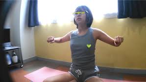 ノーブラでおっぱいヨガ体操はマスト？？真剣顔の幼妻ちゃんを3亀で撮影 | デジタルコンテンツのオープンマーケット Gcolle