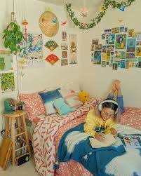 Linh Truong On Instagram If We Re Bedding On Who S Got The Comfiest Room I M All In Refinery29 A Indie Room Decor Room Inspiration Bedroom Indie Room