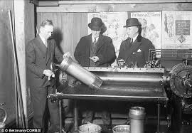 How New Yorkers Sent A Cat Through The Mail In Pneumatic Tubes Over A Hundred Years Ago And Inspired Elon Musk S Revolutionary Hyperloop Pneumatic Tube History Revolutionaries