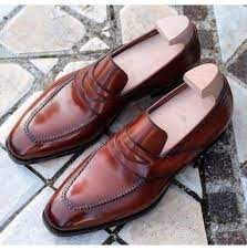 Whilst black dress shoes are very formal in both style and appearance, brown shoes tend to fluctuate in their formality according to both the style of your dress as well as their design. Mens Brown Leather Shoes Moccasins Men Formal Shoes Rebelsmarket