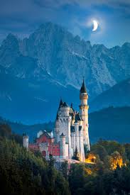 So i was thinking about arendelle's kingdom location based on that interesting trace from fasadi and the map we got in the frozen fever short. 15 Magical Disney Castles You Can Visit In Real Life