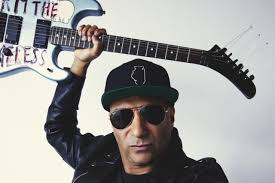 Lewis Capaldi révèle qu'il est atteint du syndrome de la Tourette