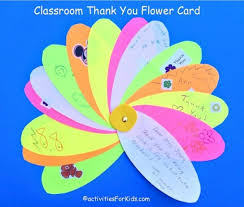 Draw out the shape of the apple with a 'bite' in it, the stalk and leaf on some red, black and green card respectively. 10 Easy Last Minute Diy Cards For Teachers