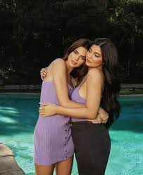 Kylie and kendall jenner have both reacted after seeing their fight play out in the newest episode of keeping up with the kardashians. Pin By Princess Amber On Kendall Jenner Kendall And Kylie Jenner Kylie Jenner Kendall And Kylie
