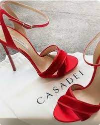 Shop the hottest trends in women's fashion fresh off your insta feed. Chaussure De Luxe Femme